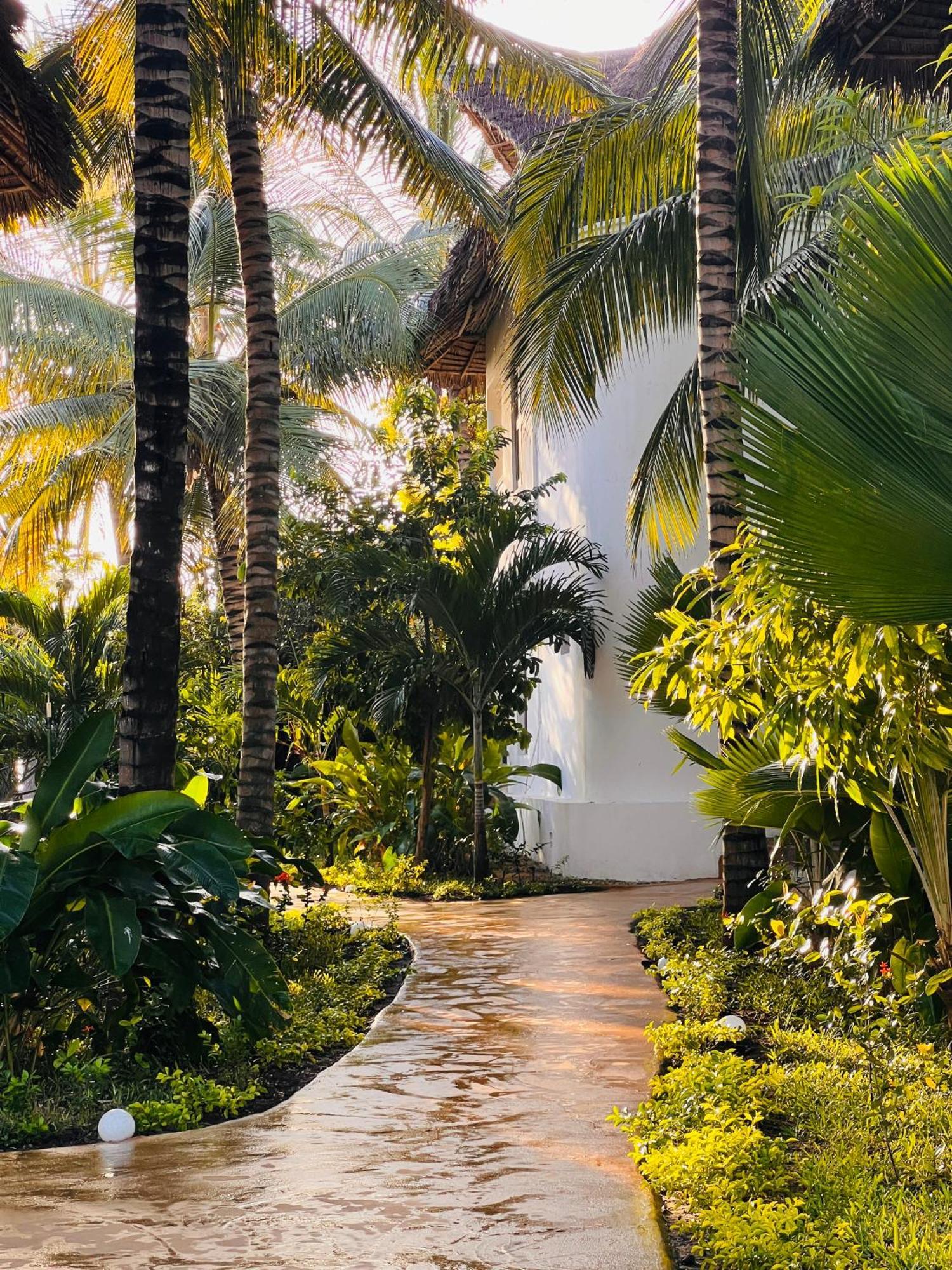 Hotel Zanzibar Bahari 4*